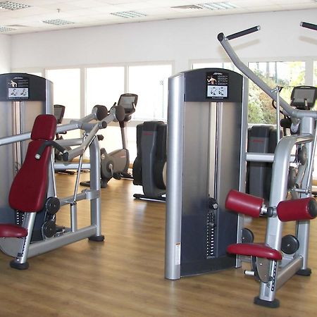 Hurghada Suites & Apartments Serviced By Marriott Zewnętrze zdjęcie Modern gym equipment