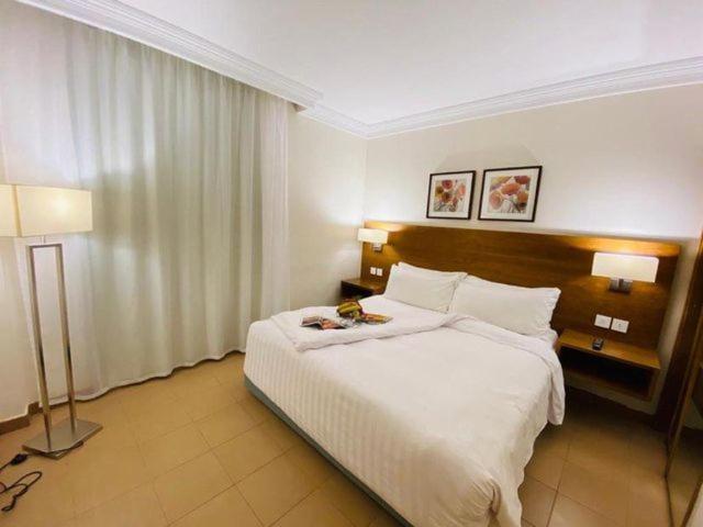 Hurghada Suites & Apartments Serviced By Marriott Zewnętrze zdjęcie A bedroom at the hotel