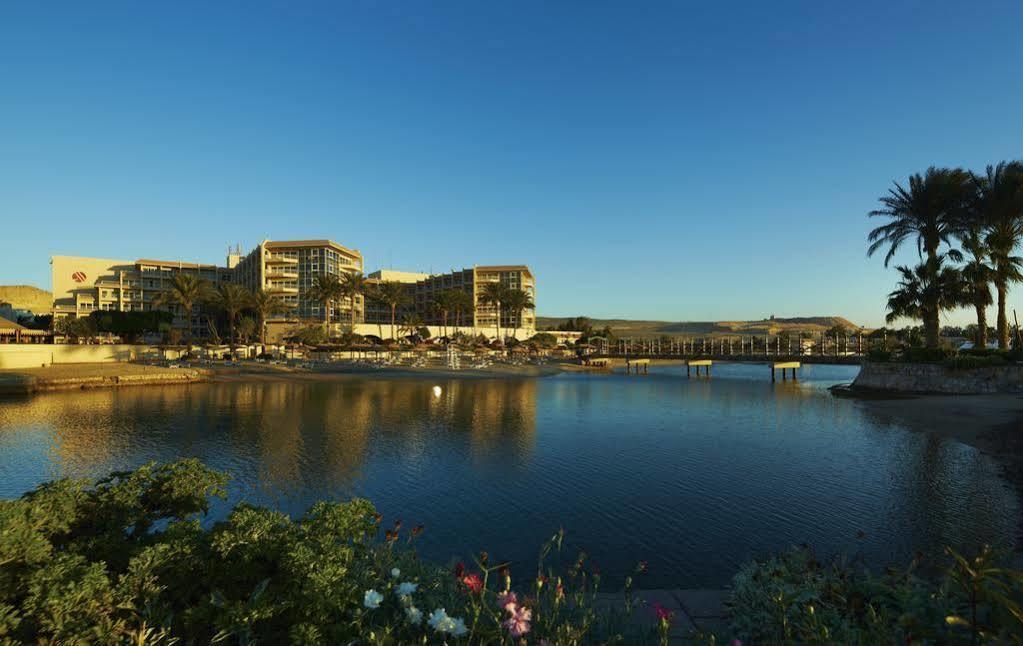Hurghada Suites & Apartments Serviced By Marriott Zewnętrze zdjęcie View of the lake from the west
